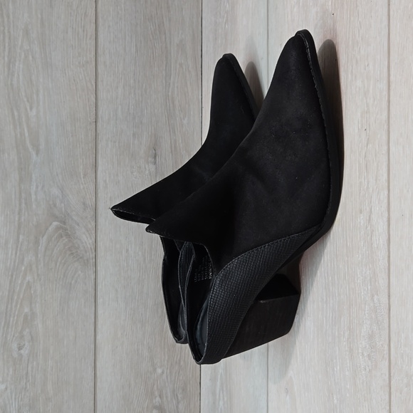 Coconut by Matisse Women Leave IT Pionted Toe mule Heels shoes sz 10M - Picture 1 of 12